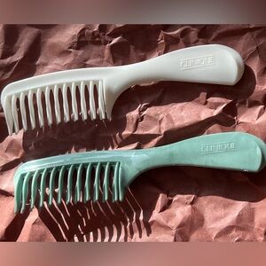 Vintage pair Clinique Hair Comb Green Jade Wide Tooth Rigid Detangling